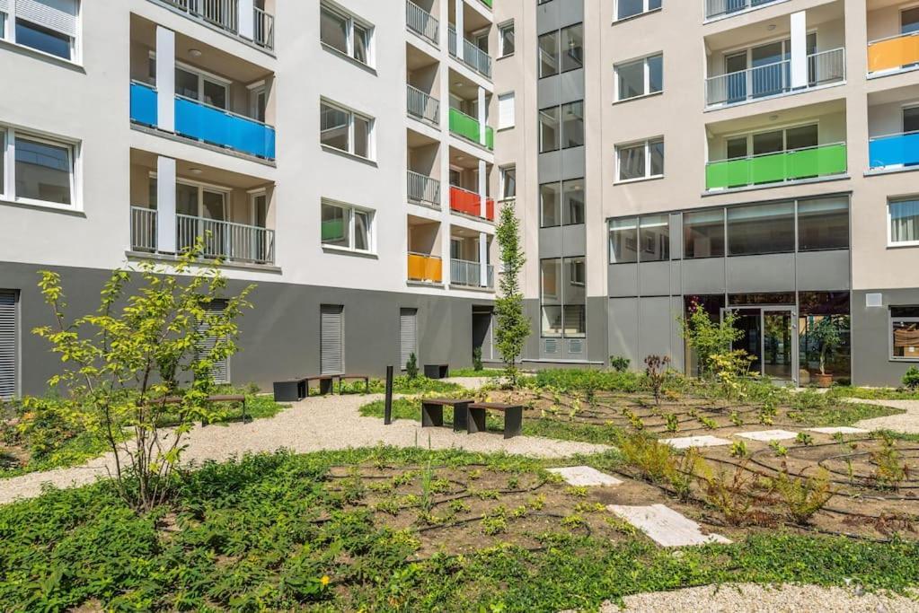 Laurel Bay Apartment Budapest Exterior photo